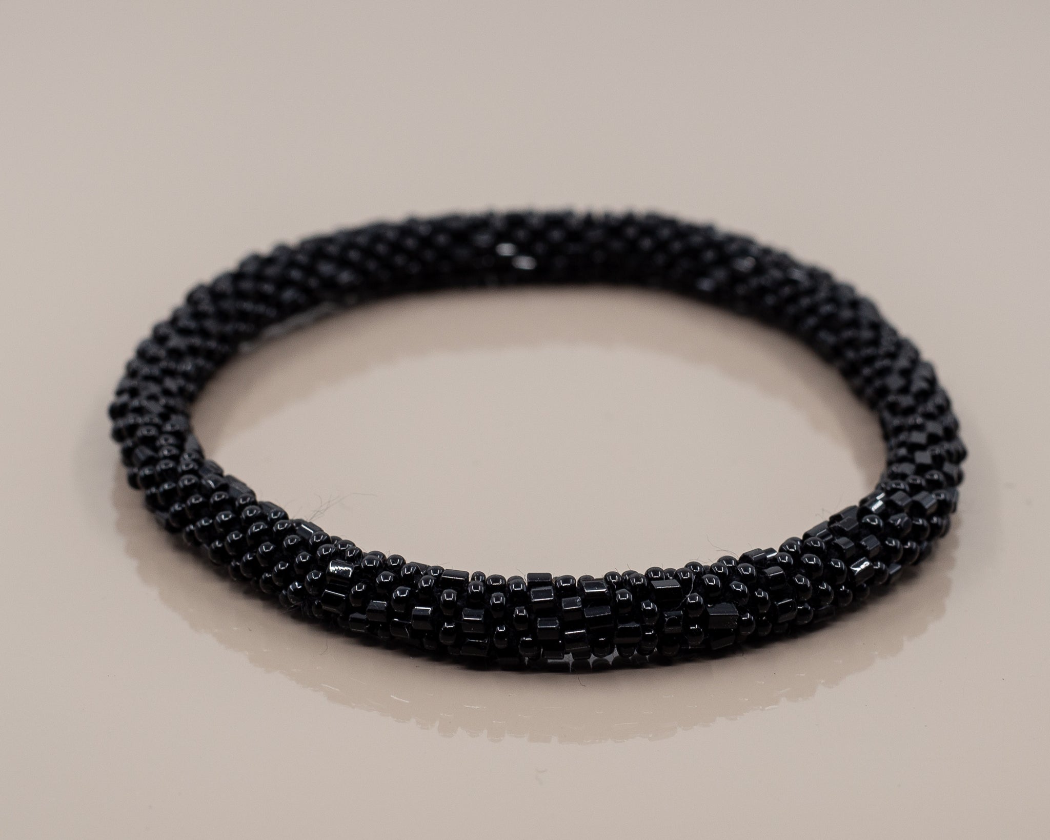 black elegance wuje armband